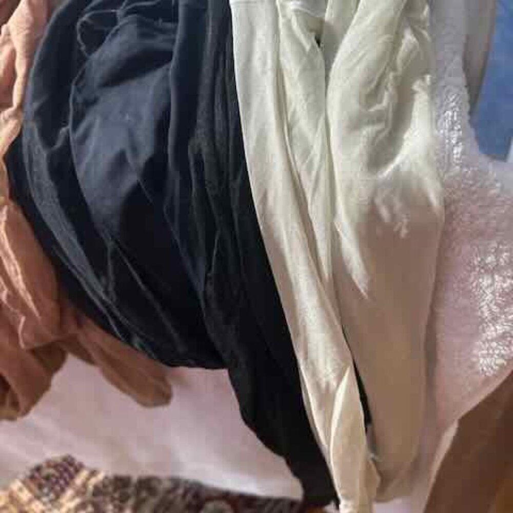 Lot of 15 Pairs Previously Worn Pantyhose - Picture 12 of 12